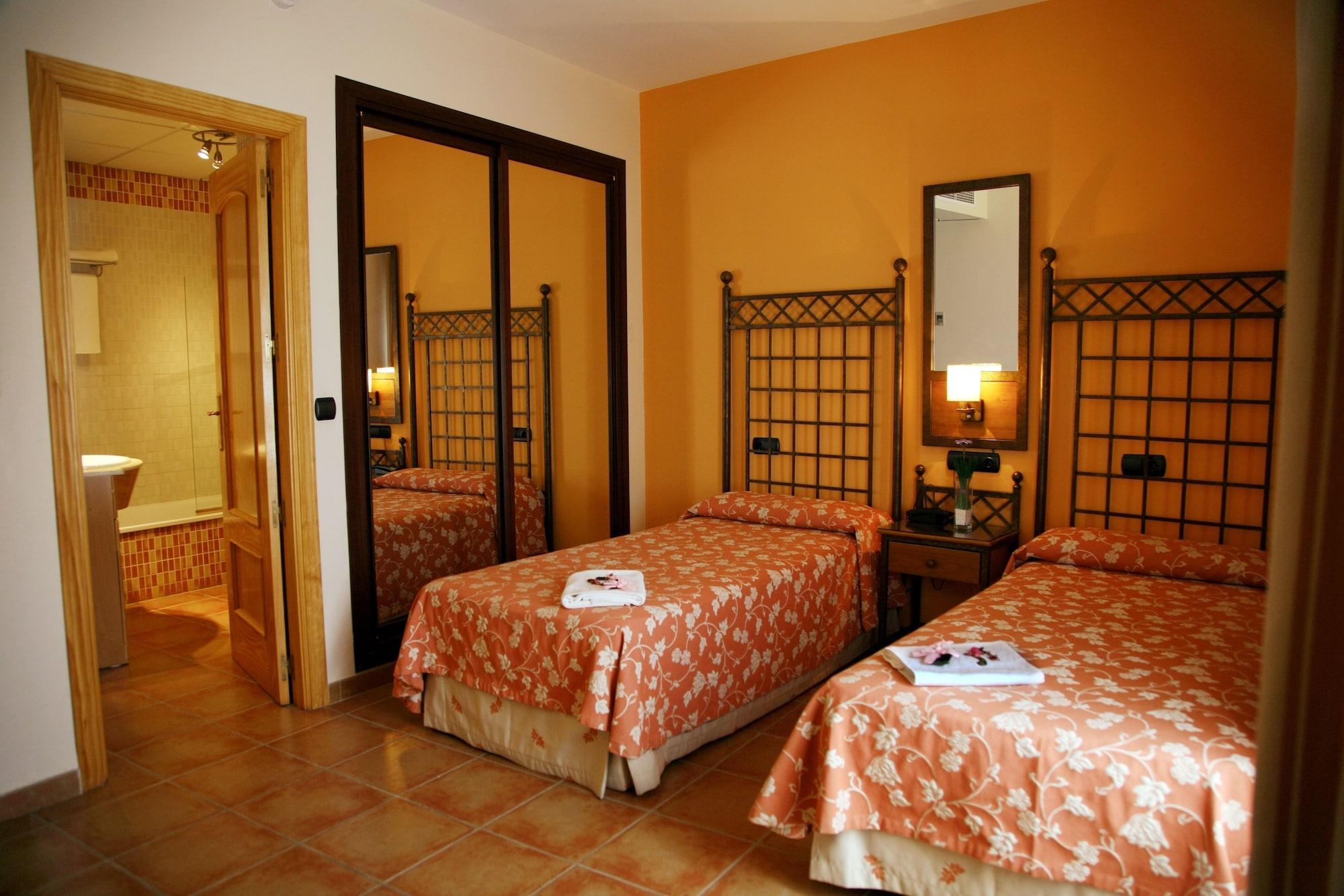 Ele Santabarbara Hotell Castilleja de la Cuesta Exteriör bild