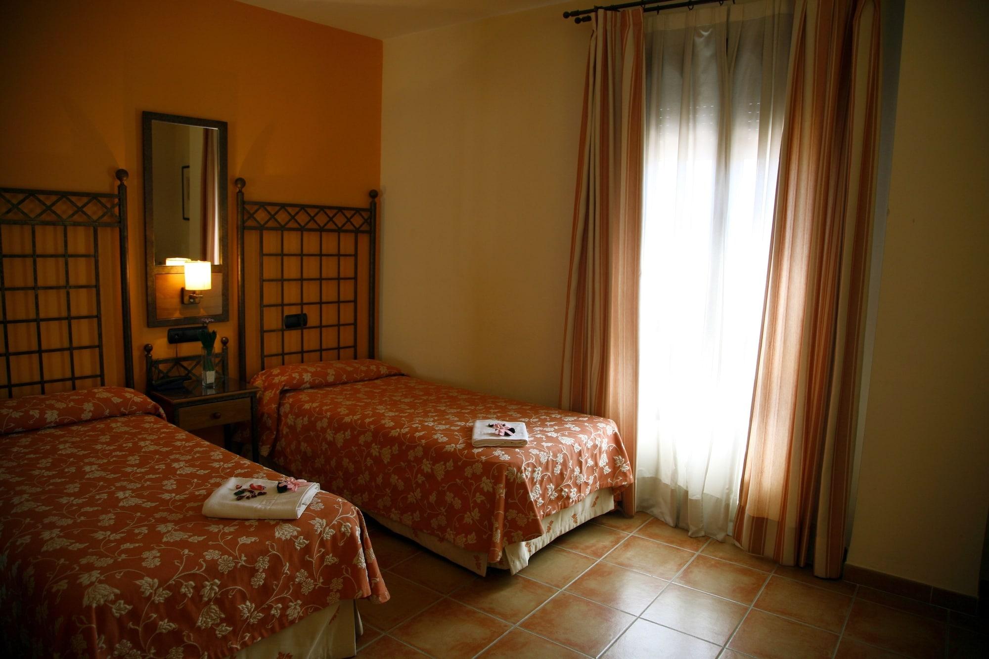 Ele Santabarbara Hotell Castilleja de la Cuesta Exteriör bild