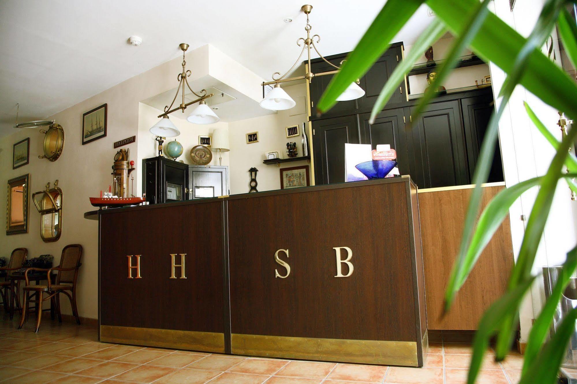 Ele Santabarbara Hotell Castilleja de la Cuesta Exteriör bild