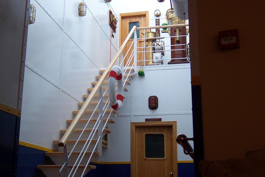 Ele Santabarbara Hotell Castilleja de la Cuesta Exteriör bild